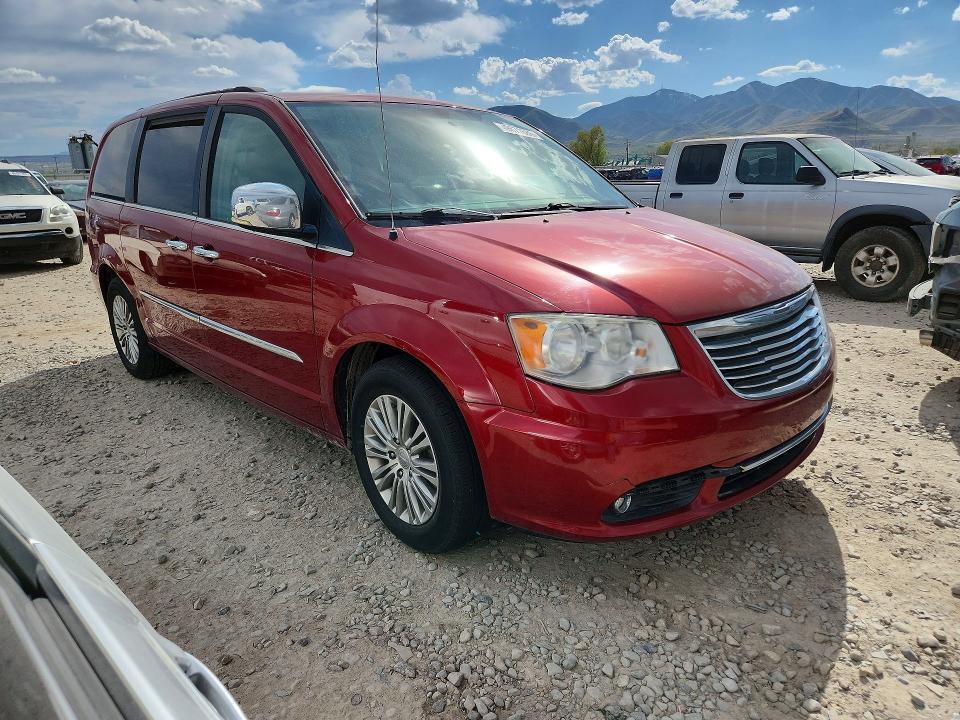 2013 Chrysler Town & Country Touring l