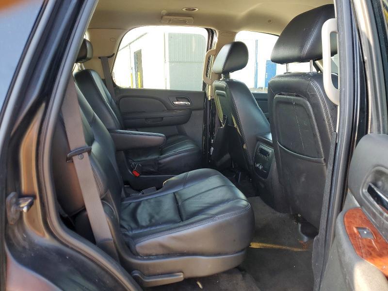 2010 GMC Yukon slt