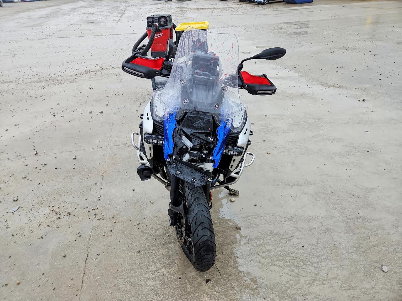 2025 BMW R 1300 GS Adventure