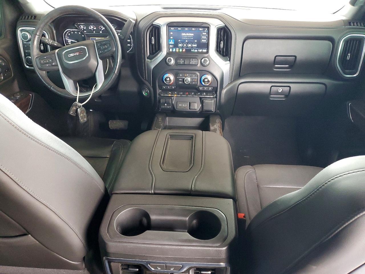 2020 GMC Sierra K1500 SLT
