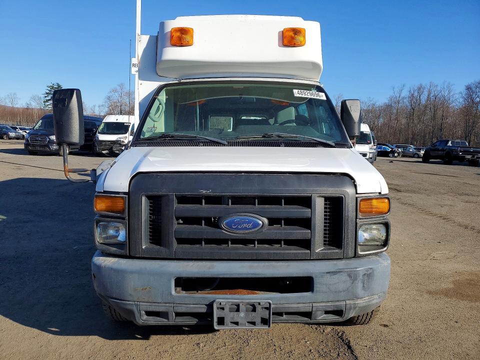 2011 Ford Econoline E350 Super Duty Van