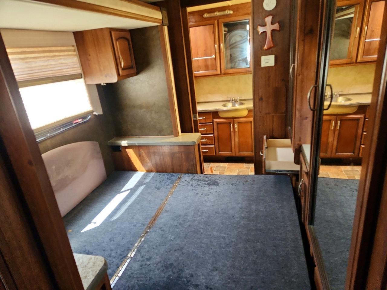 2013 Fleetwood Terra RV