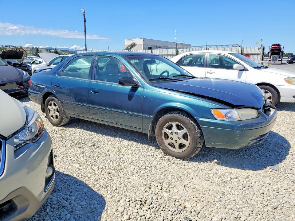 1997 Toyota Camry le