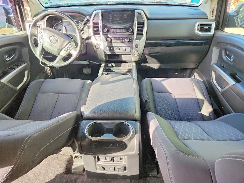 2020 Nissan Titan SV