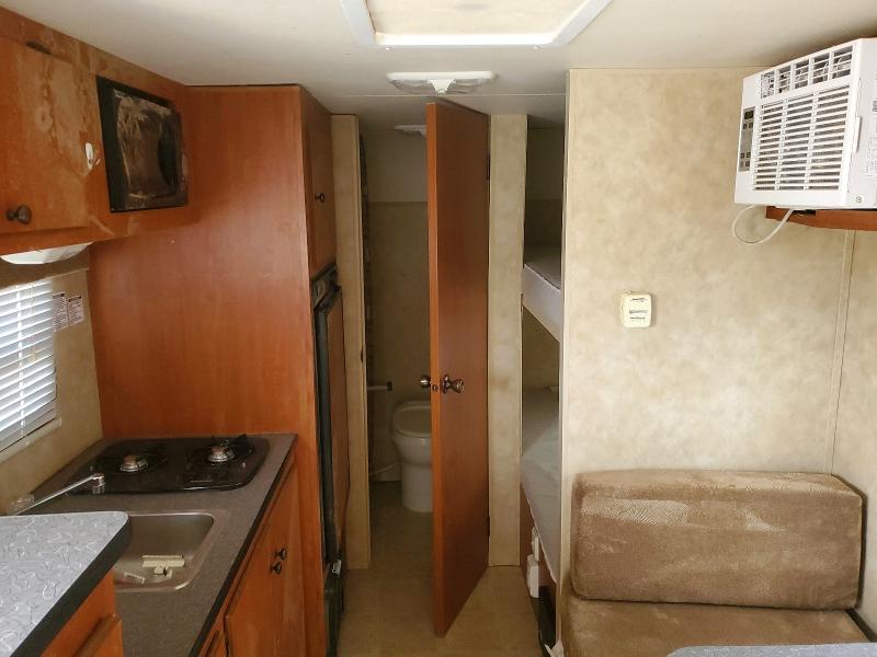 2011 KZ 2011 KZ-RV Sportsmen Camper