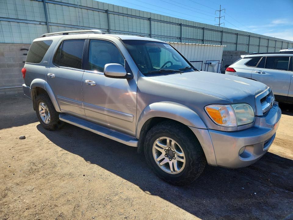 2005 Toyota Sequoia SR5