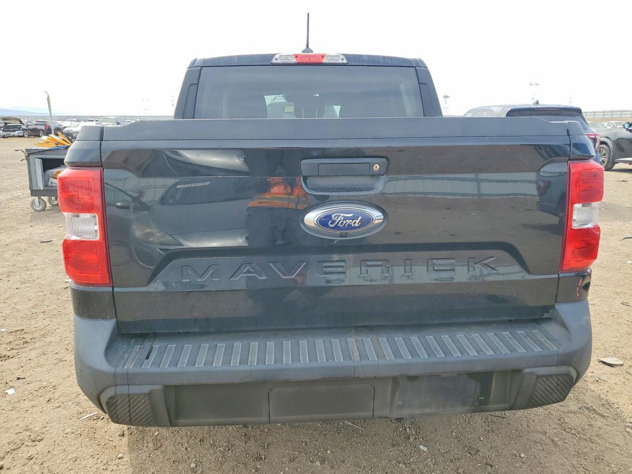 2022 Ford Maverick XL