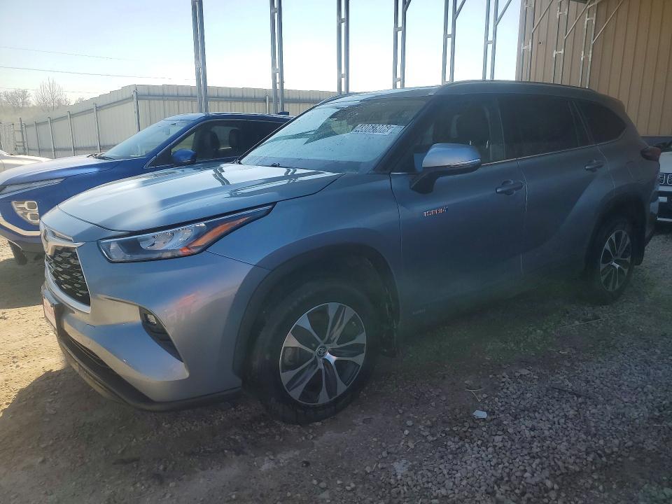 2020 Toyota Highlander Hybrid xle