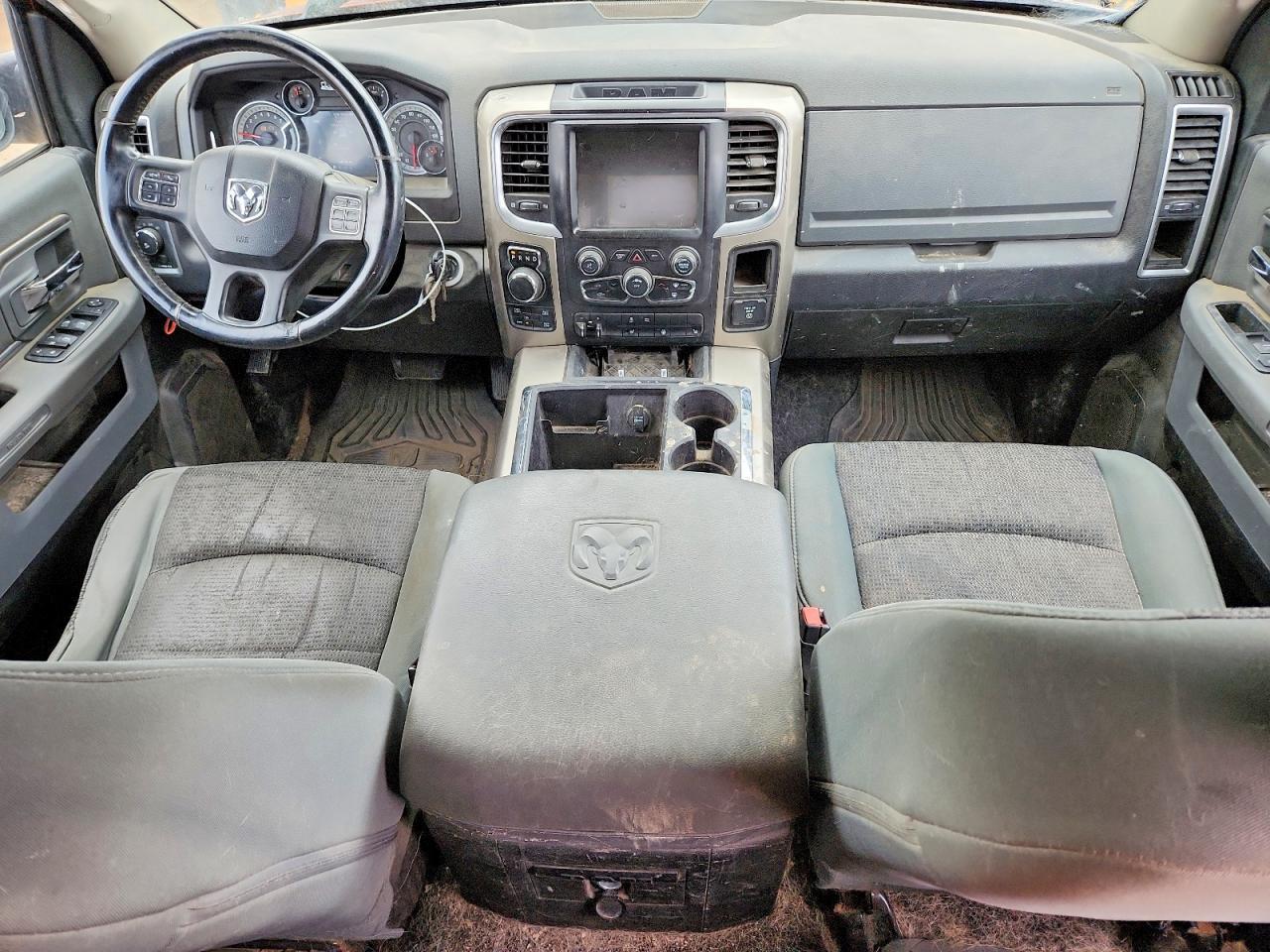 2013 Dodge RAM 1500 SLT