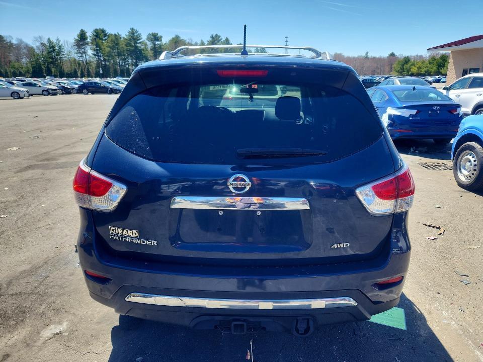 2016 Nissan Pathfinder s