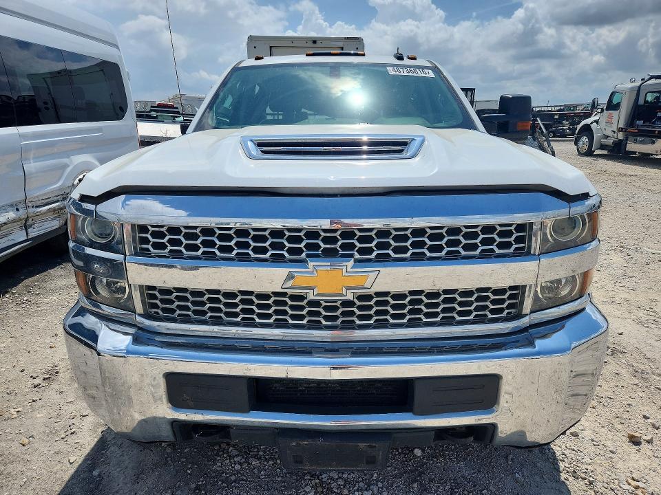 2019 Chevrolet Silverado HD Flatbed Truck
