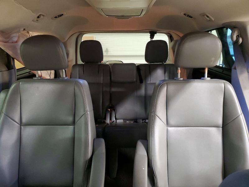 2011 Volkswagen Routan se