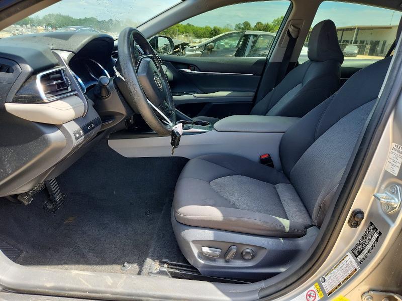 2018 Toyota Camry le