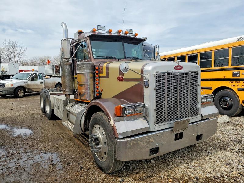 2000 Peterbilt 378 Semi Truck