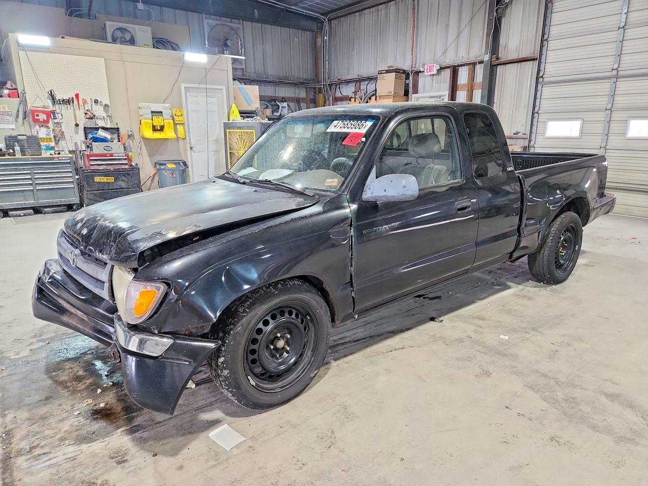 2000 Toyota Tacoma Base