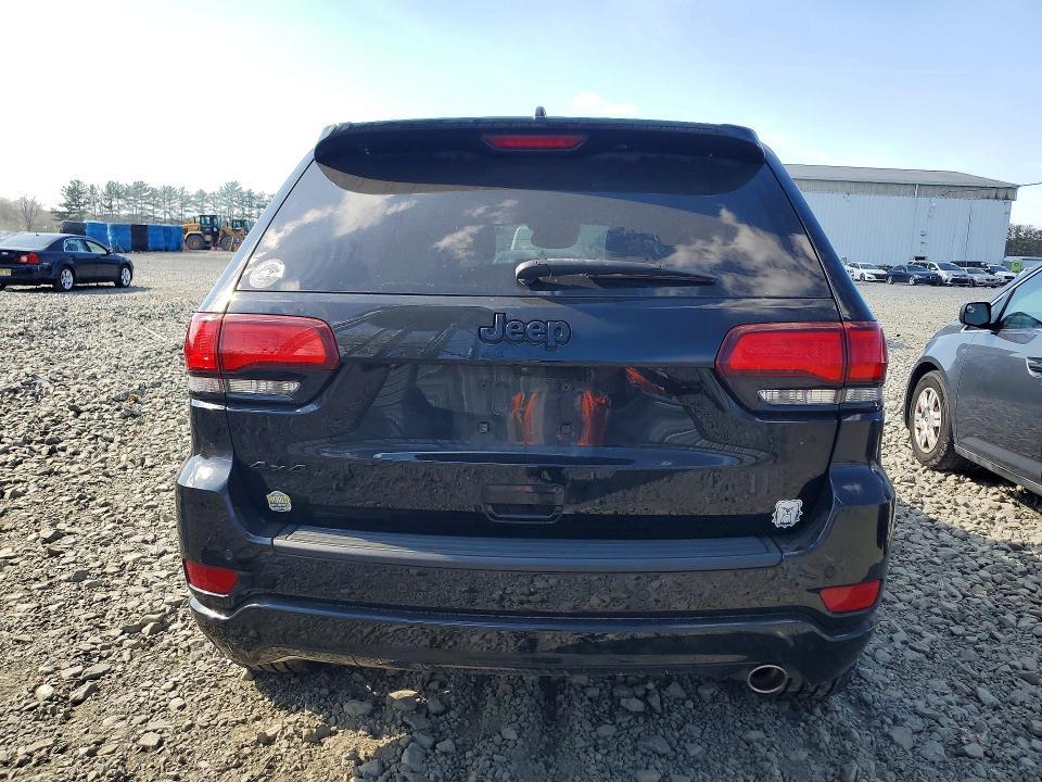 2020 Jeep Grand Cherokee Laredo