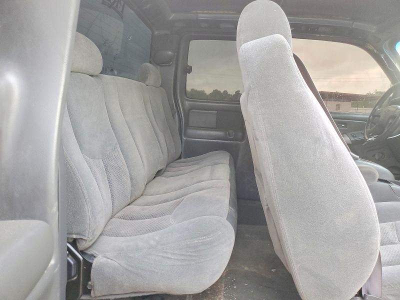 2004 Chev Pick up Truck