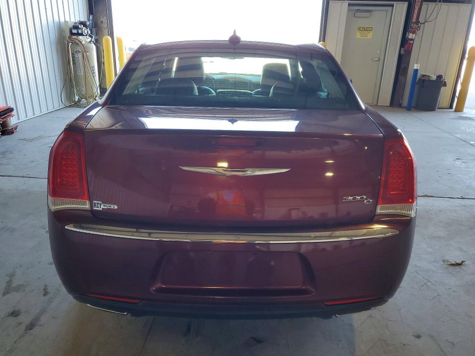 2016 Chrysler 300c
