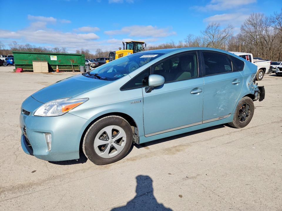 2013 Toyota Prius Three