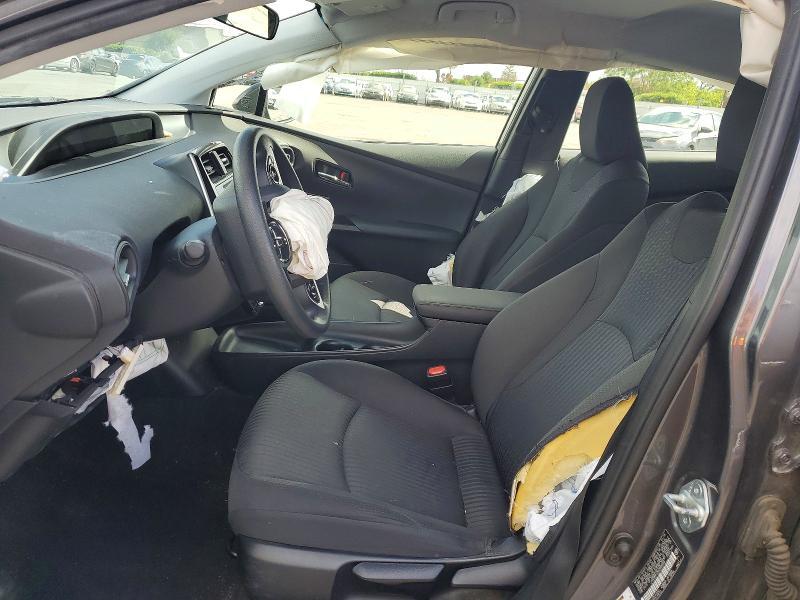 2016 Toyota Prius two