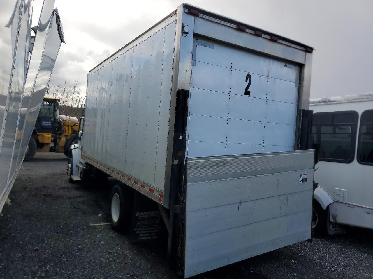 2020 Freigliner 2020 Freightliner Business Class M2 Refrigerated B