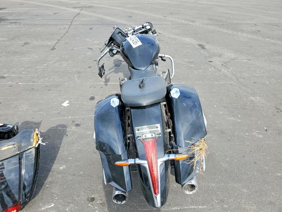 2016 Victory Cross Country Touring