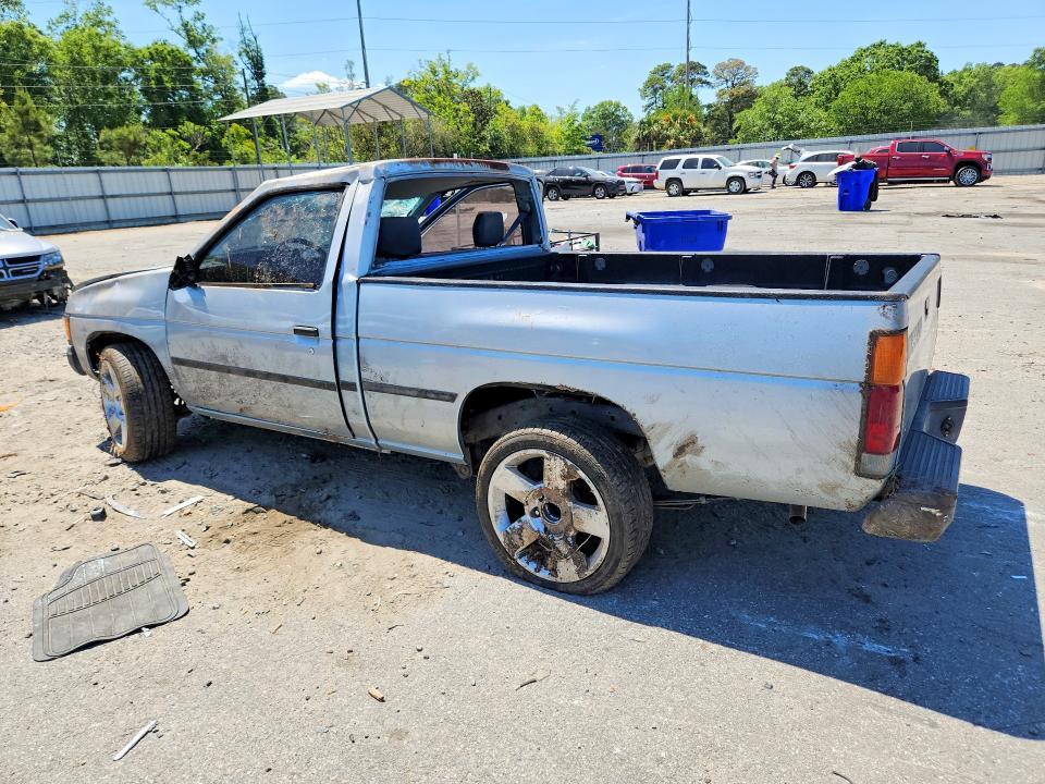 1990 Nissan D21 Short BED