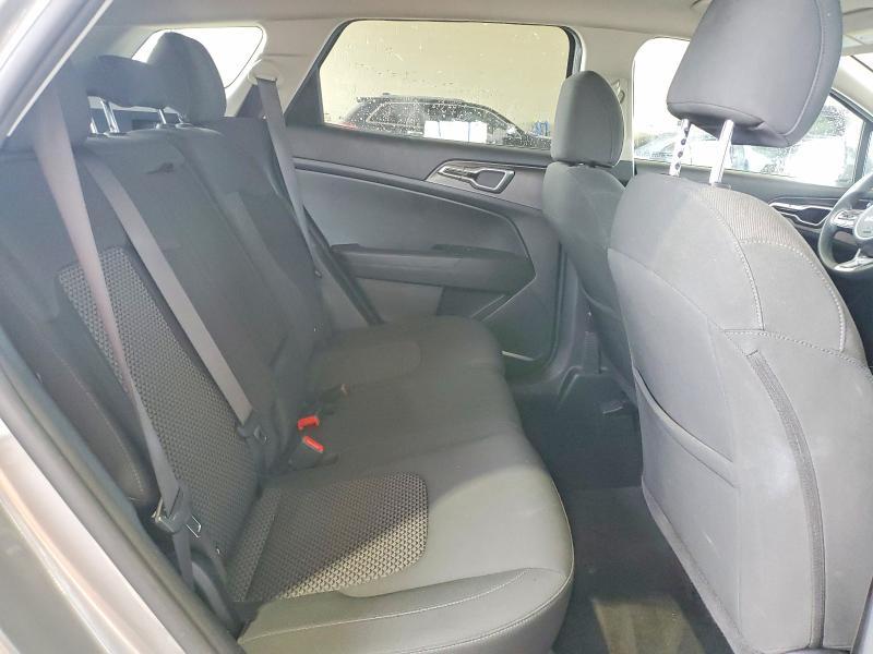 2023 KIA Sportage lx