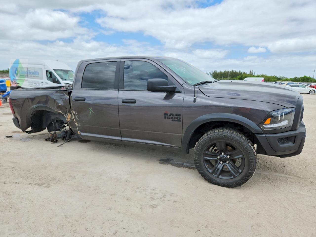 2024 Dodge RAM 1500 Classic SLT