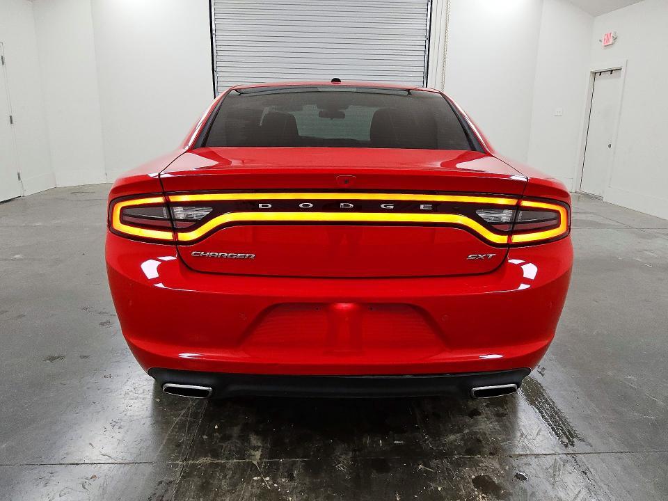 2018 Dodge Charger sxt