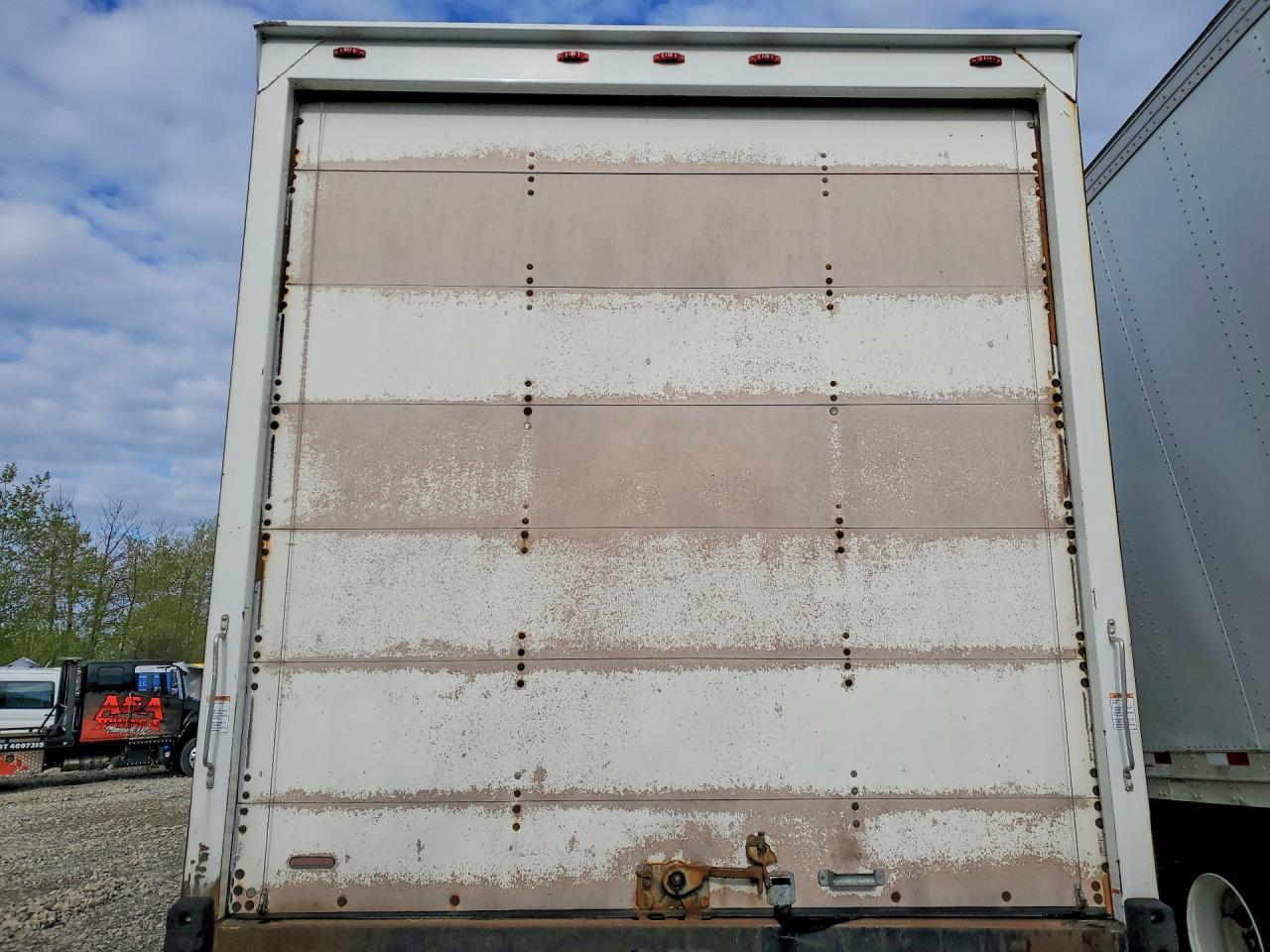 2018 Freigliner 2018 Freightliner Business Class M2 BOX Truck