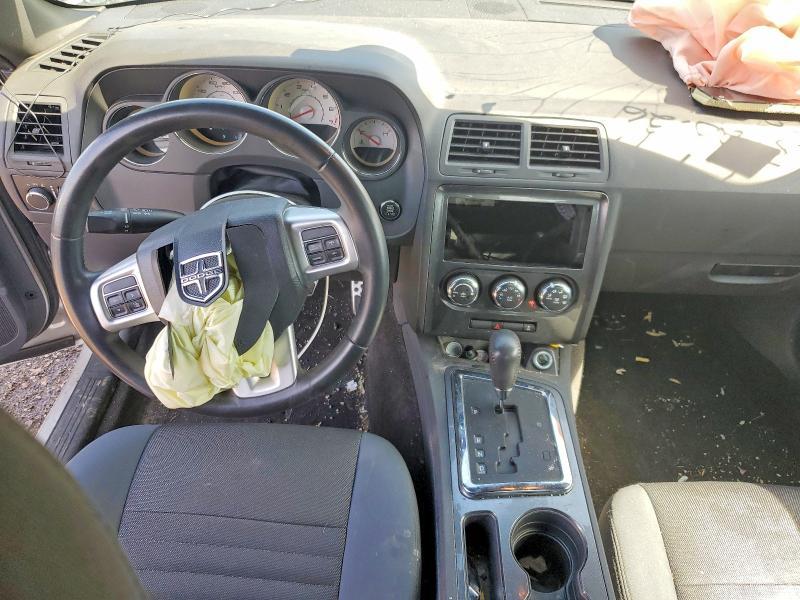 2012 Dodge Challenger sxt