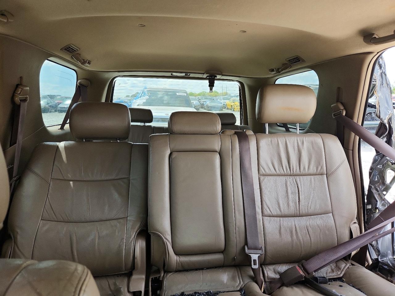 2004 Toyota Sequoia SR5