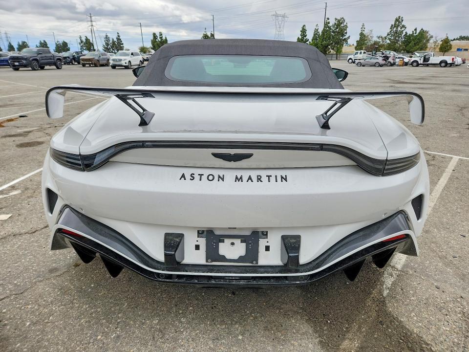 2023 Aston Martin Vantage