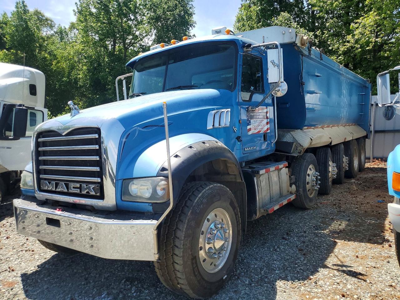 2013 Mack GU713 Dump Truck