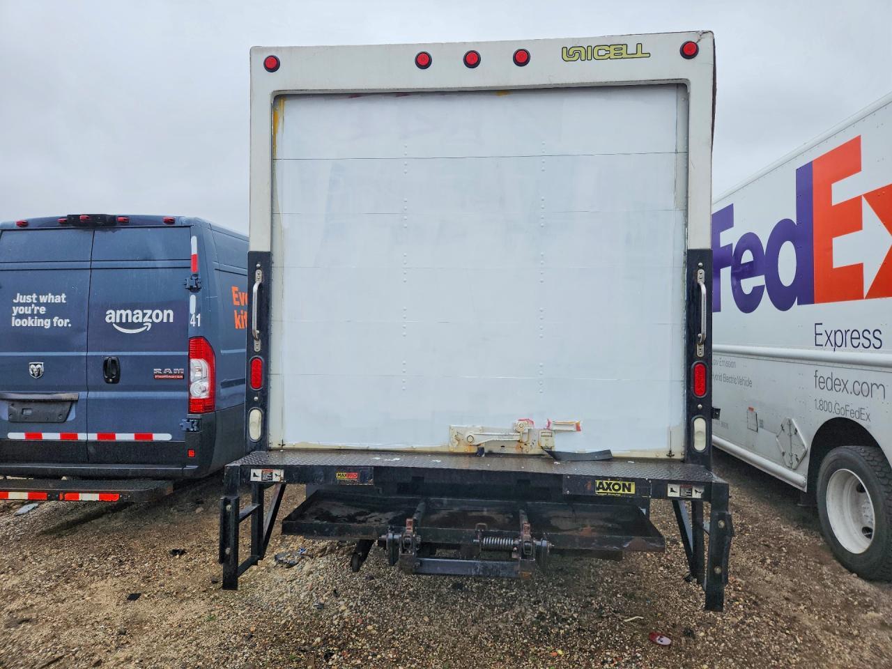 2017 Ford E350 BOX Truck