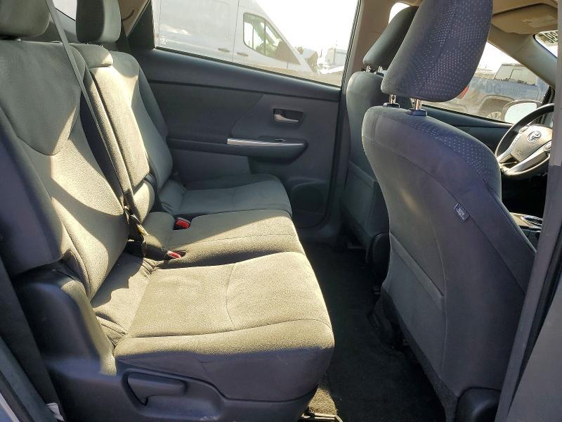 2014 Toyota Prius v Three