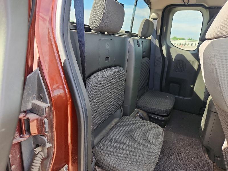 2017 Nissan Frontier SV V6