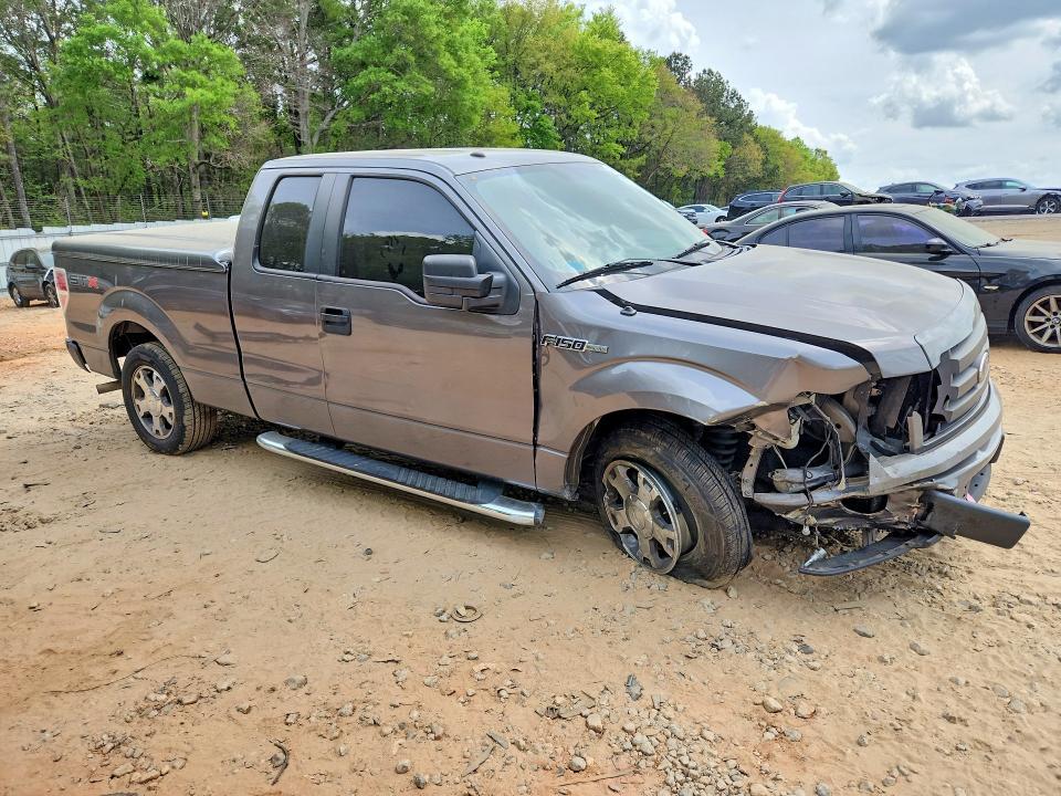 2010 Ford F150 Super cab