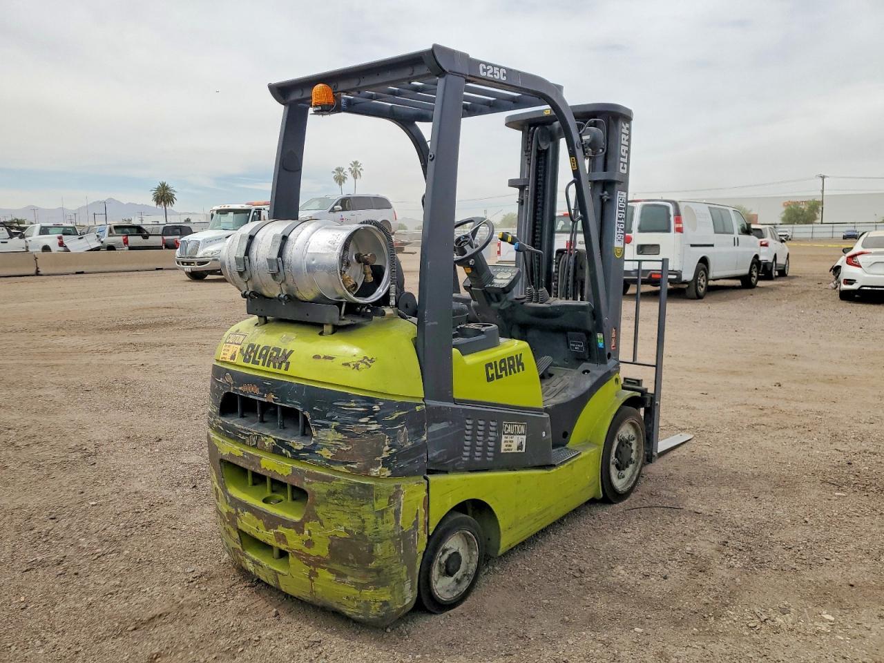 2016 Clark Forklift