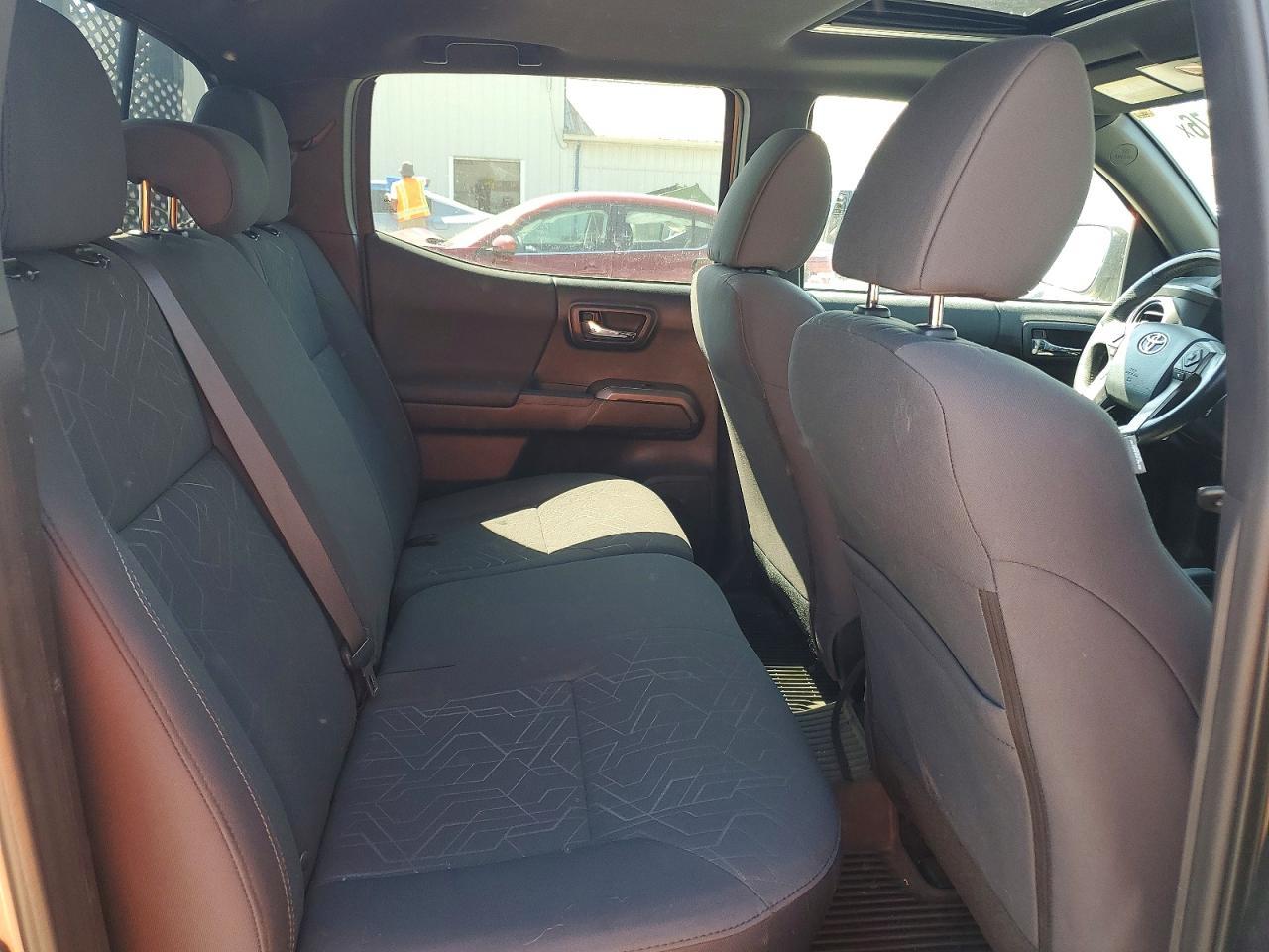 2017 Toyota Tacoma TRD OFF-Road