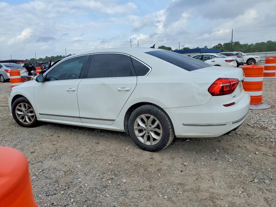 2016 Volkswagen Passat s