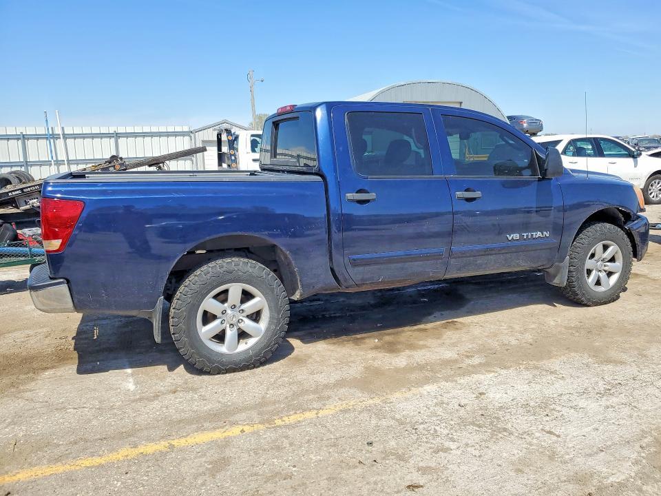 2010 Nissan Titan SE