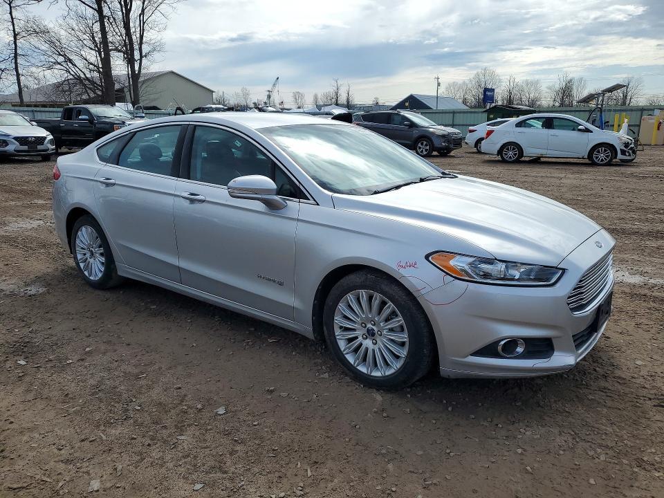 2013 Ford Fusion se Hybrid