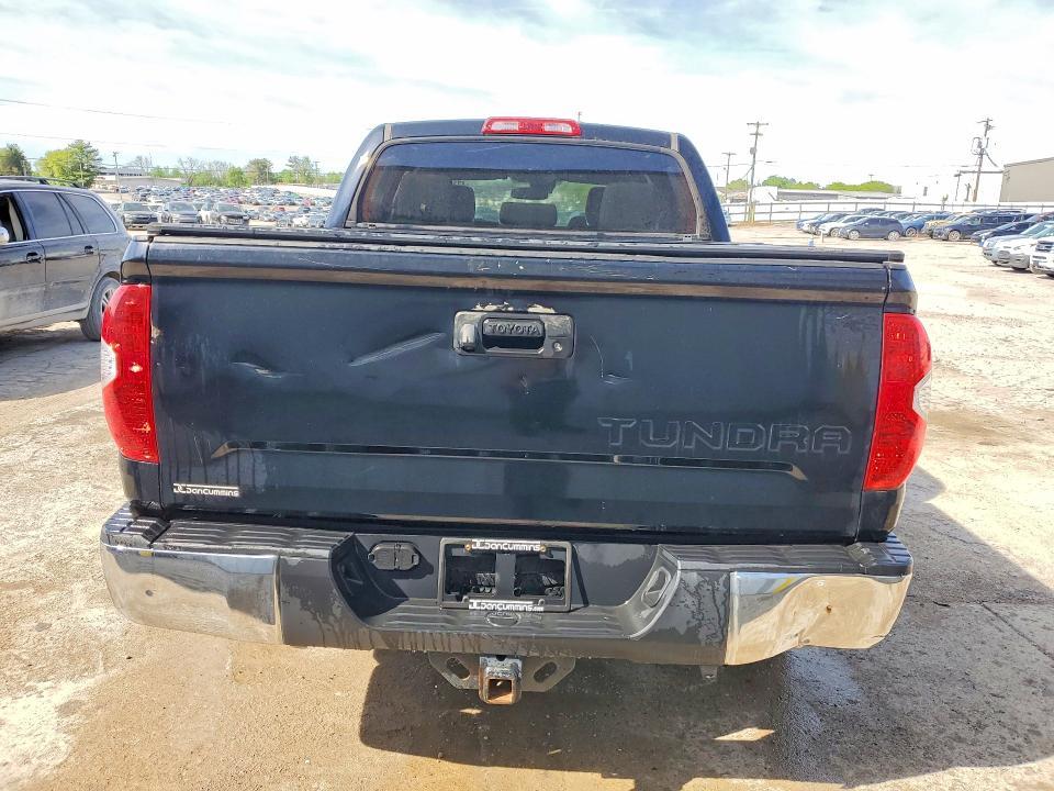 2018 Toyota Tundra SR5