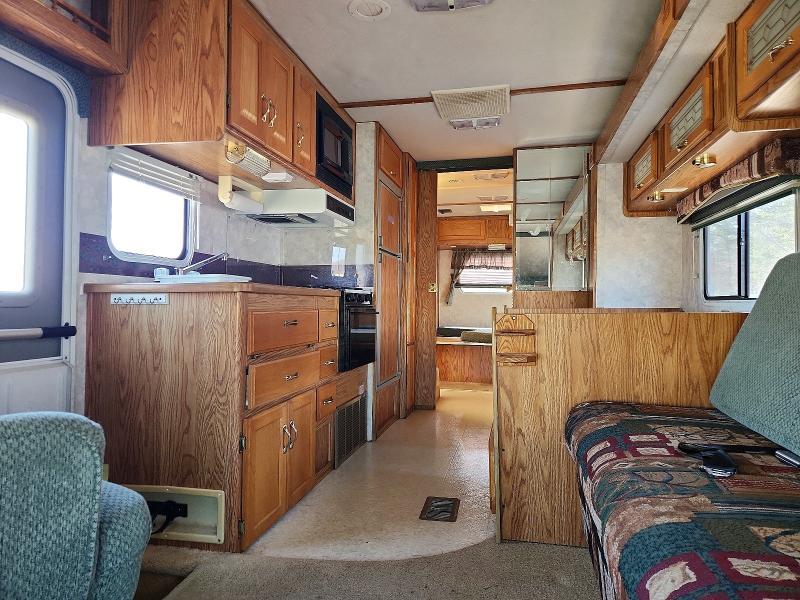 2002 Ford 2001 Yellowstone rv