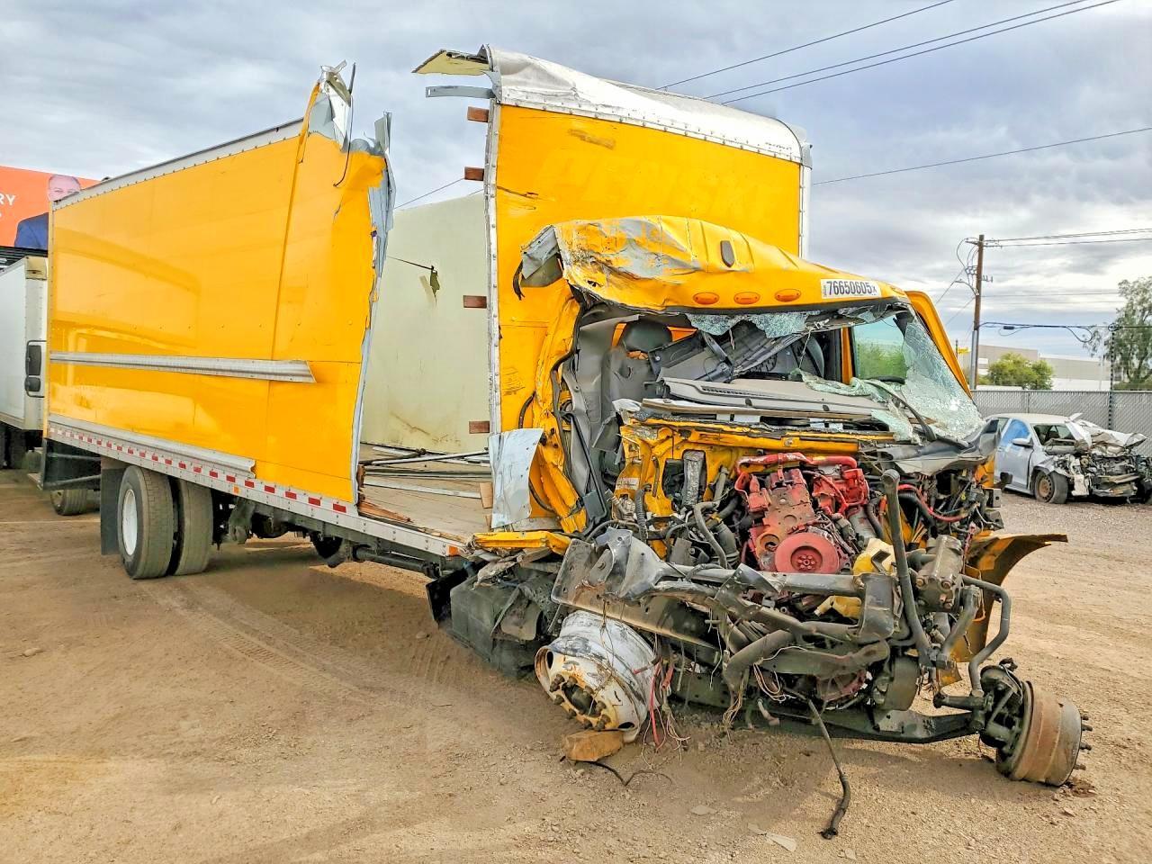 2022 International MV607 BOX Truck