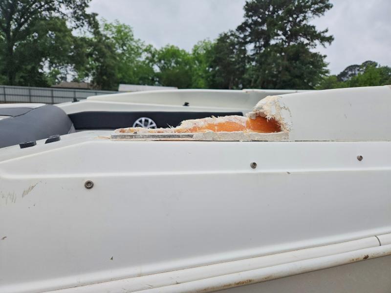 1996 Baja Boats 20 Outlaw