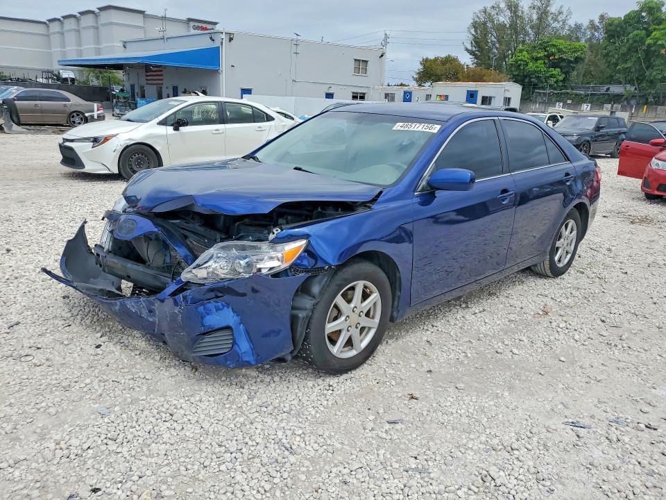 2010 Toyota Camry le