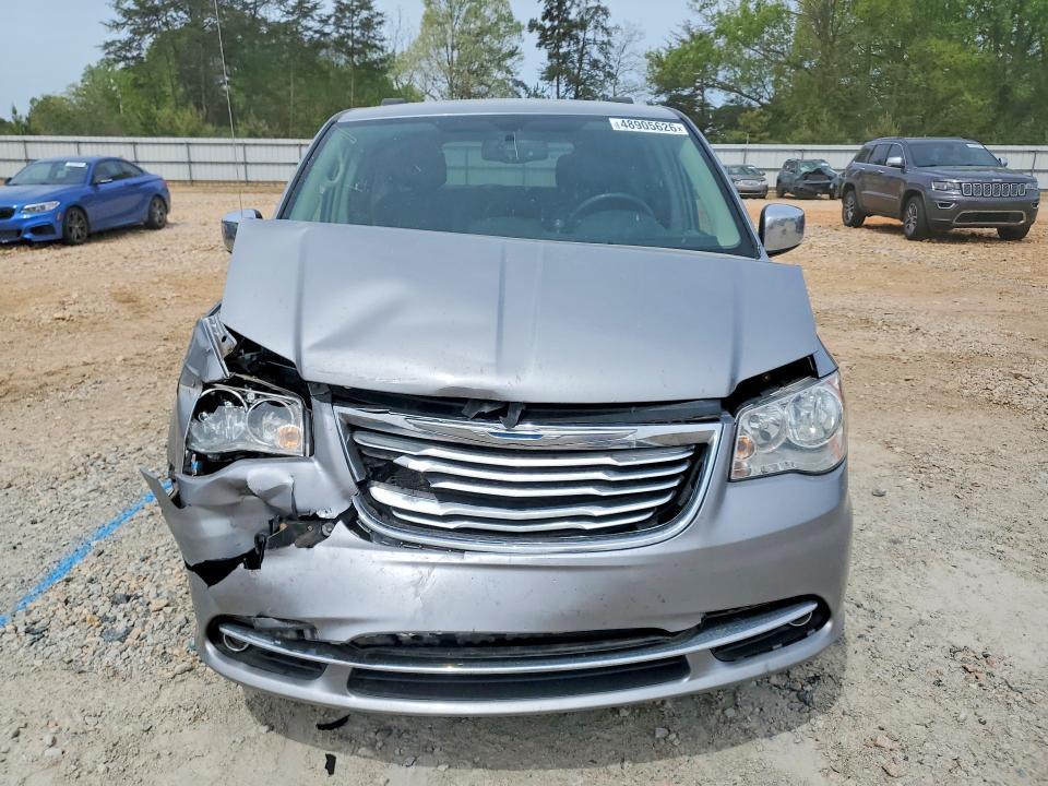 2015 Chrysler Town & Country Touring l